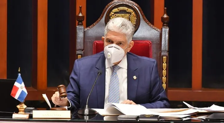 Felipe Romero denuncia que cinco senadores del PRM no pueden ingresar a EEUU, sin aportar pruebas 
