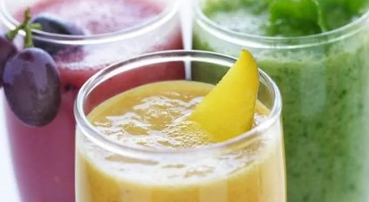 Preparados medicinales y rejuvenecedores con frutas y verduras