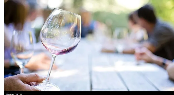 Línea de tiempo: Lo que realmente sucede en su cuerpo cuando deja de tomar alcohol