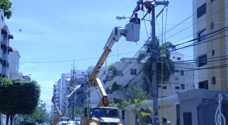 Edesur dice trabaja en recuperar equipos dañados en protestas en SJM