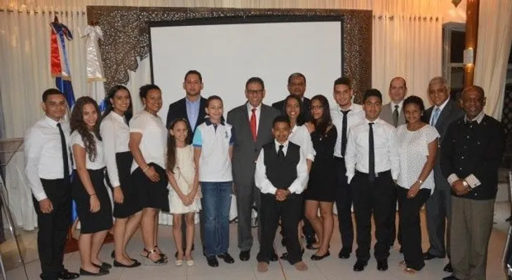 INPOSDOM ofrece cena en honor a estudiantes dominicanos meritorios en EEUU