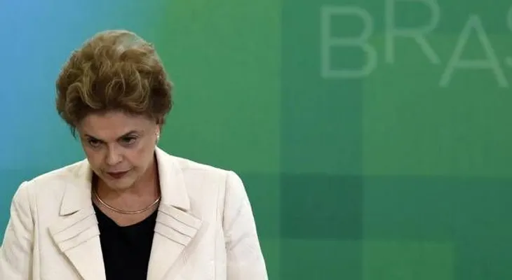 El nuevo argumento de Rousseff: denuncia sexismo en el plan para sacarla del poder