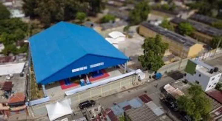 Abinader entrega techado escolar en Cambita y un Caipi en Canastica, San Cristóbal