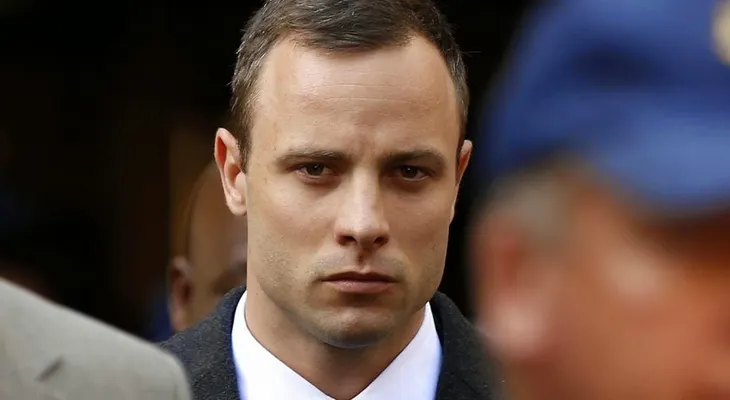 Oscar Pistorius resulta herido leve en una pelea en prisión