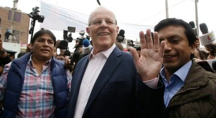 Perú: Kuczynski delante de Fujimori, según sondeos boca urna