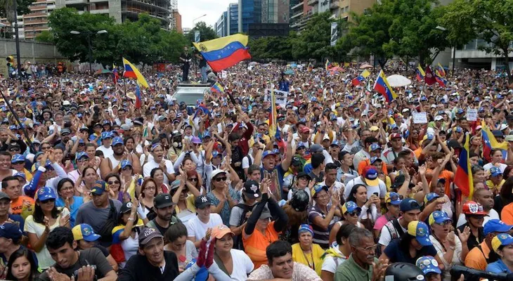 6 claves para entender el plebiscito convocado por la oposición venezolana
