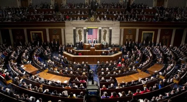 Líderes del Congreso de EE.UU. llaman a la unidad tras la matanza de Dallas