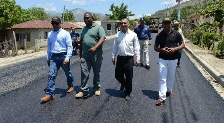 MOPC asfalta más de 80 Kilómetros de vías en San Juan