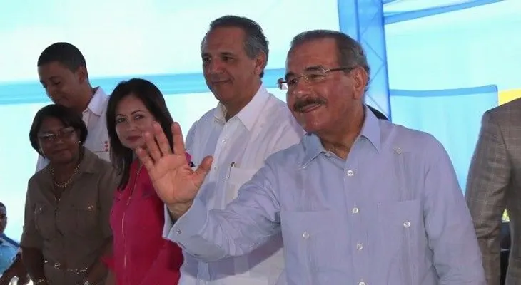 Presidente Medina inaugura liceo en Puerto Plata 