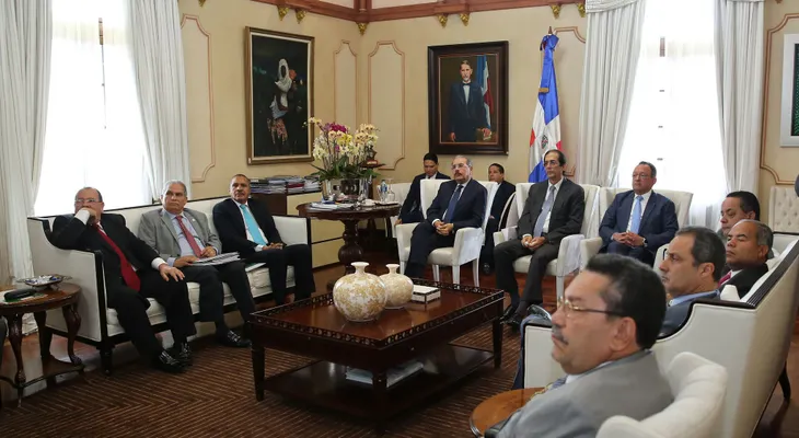Presidente Medina pasa balance a sector agropecuario