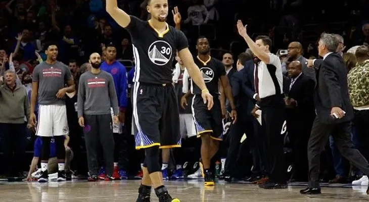 El entrenamiento de Stephen Curry es un espectáculo