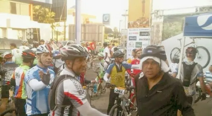 Empresario muere de infarto tras participar en carrera de bicicleta