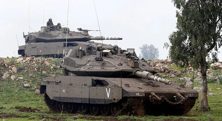 Israel ataca posiciones de artillería en el sur de Siria