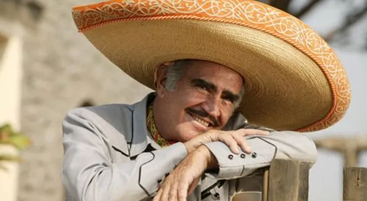 Darán de alta a Vicente Fernández tras sufrir trombosis pulmonar 
