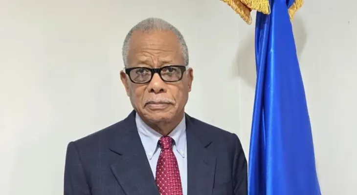 Embajador de Haití atribuye incidentes en partido de fútbol a la organización y no a los haitianos