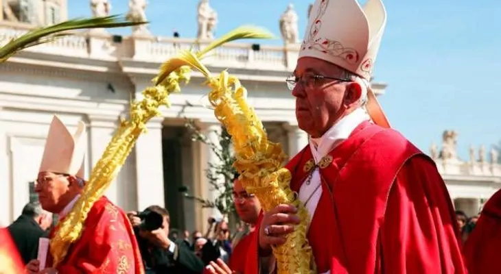 Jesús no es un profeta "new age" sino el Mesías verdadero, expone el papa Francisco