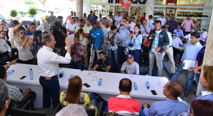 Reinaldo Pared: "Cuento con un respaldo muy amplio", dice que su candidatura es indetenible