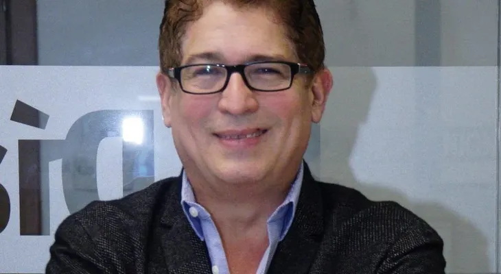 Iván Ruiz y su esposa dan positivo al COVID-19