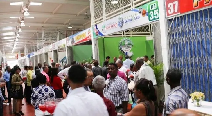 Abren primer punto de venta de conejos en Merca Santo Domingo