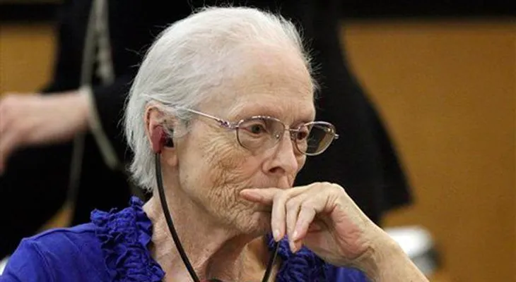 EEUU: Anciana sentenciada por homicidio de años 70 