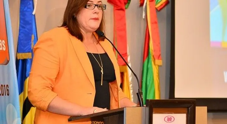 Ministra Mujer propone mujeres embarazadas no vayan a la cárcel