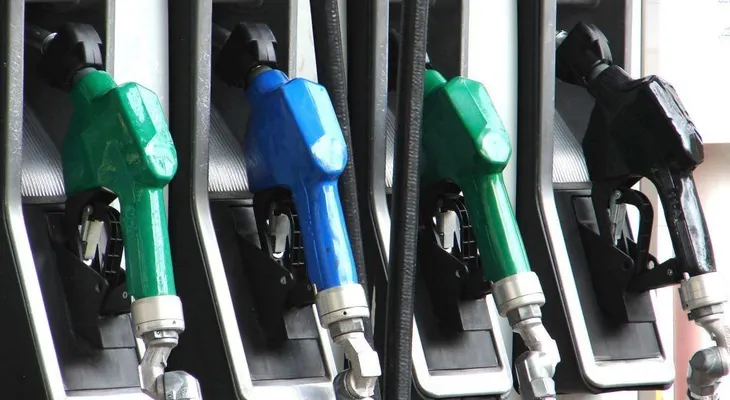 Industria y Comercio afirma avanza en regularización mercado combustibles