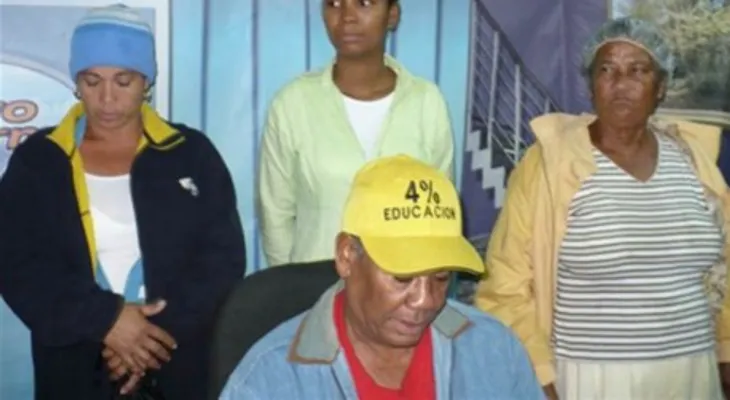 Un mes de prisión para haitianos vejaron bandera