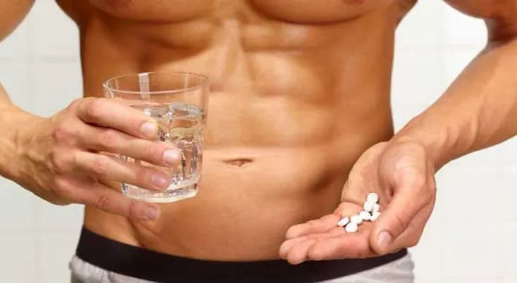 Mucha testosterona y anabólicos puede derivar en cáncer y daño renal