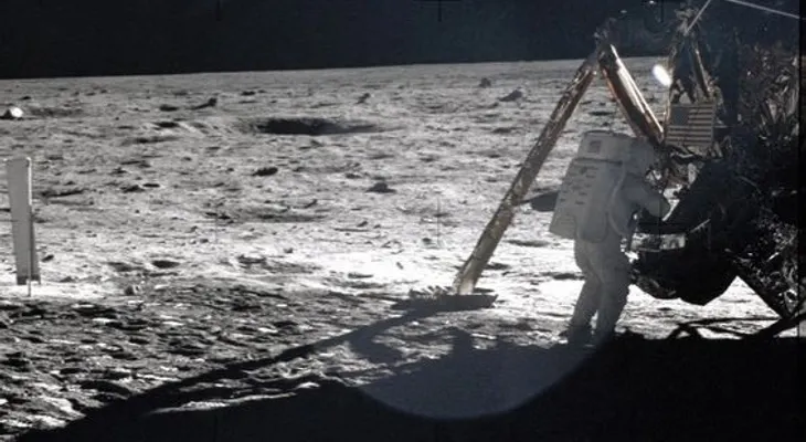 ¿Misiones a la Luna abren riesgo de exterminio o mutaciones?