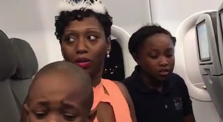 JetBlue expulsa familia de un vuelo por pastel de cumpleaños