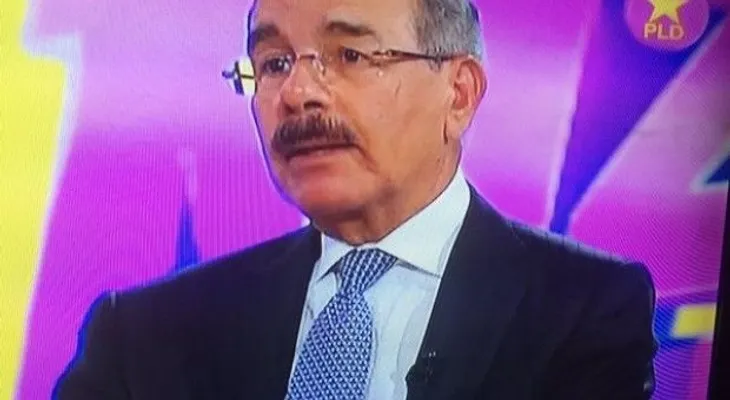Danilo Medina dice está confiado en el voto de la mujer