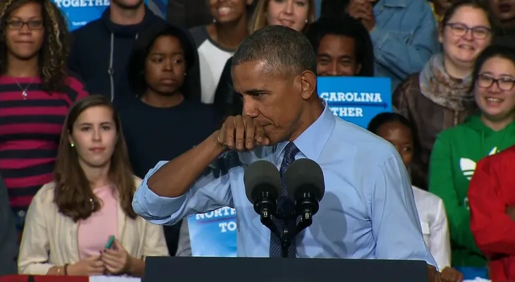 El presidente Obama se huele y confirma que no es un demonio