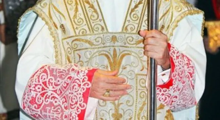 Juzgado rechaza solicitud inadmisibilidad de querella contra sacerdote