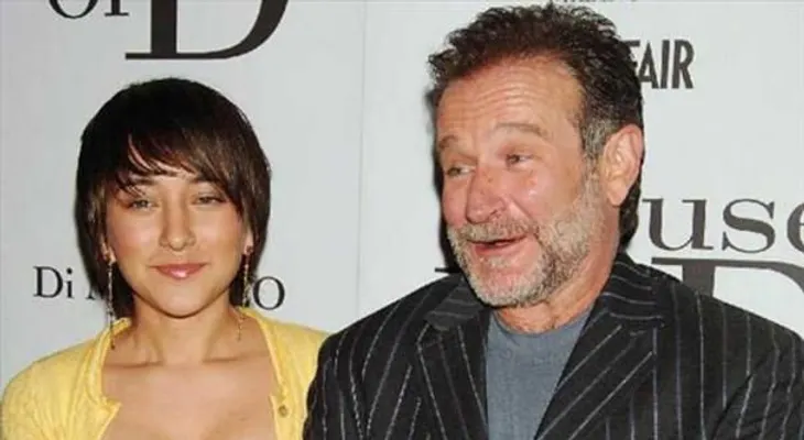Hija de Robin Williams cierra su cuenta de Twitter tras recibir mensajes ofensivos