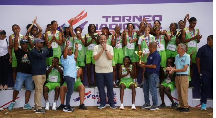Zona Metropolitana 2 gana el Campeonato Nacional Escolar de Atletismo