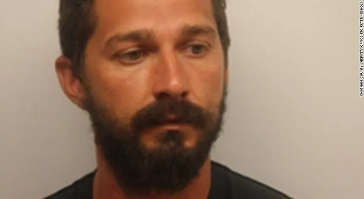 Detienen al actor Shia LaBeouf por embriaguez pública
