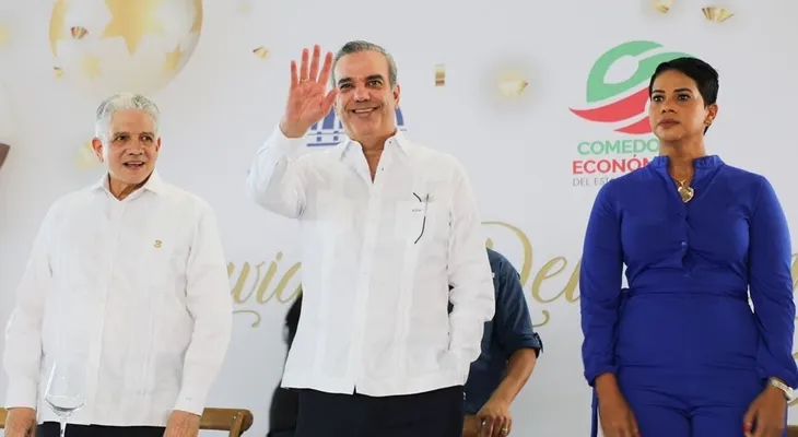 Presidente Abinader encabeza lanzamiento programa Navidad del Cambio 2022; afirma continúa trabajando para desarrollo de Santiago 