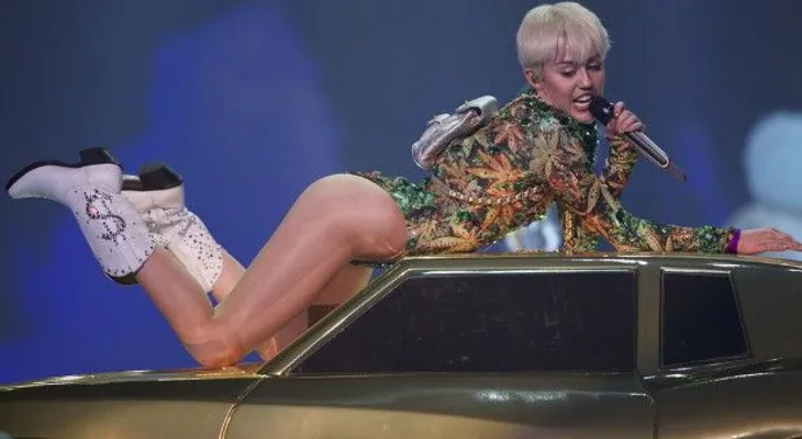 Por ''ofender a la moral' prohíben en la República Dominicana el concierto de Miley Cirus