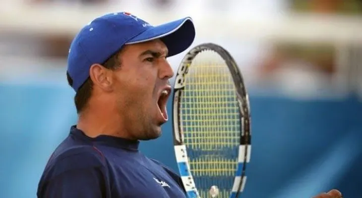Víctor Estrella pasa a tercera ronda del Abierto de EE.UU