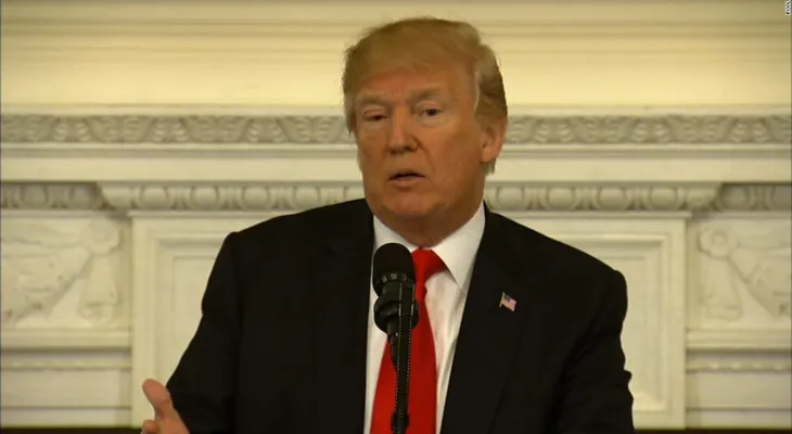 Trump, sobre el tiroteo de Florida: "Realmente creo que habría entrado, incluso si no tuviera un arma"