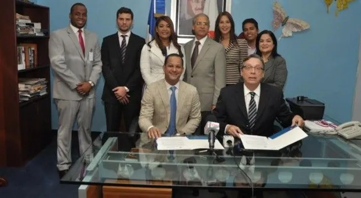 Ministerio de Juventud firma convenio con Nestlé Dominicana