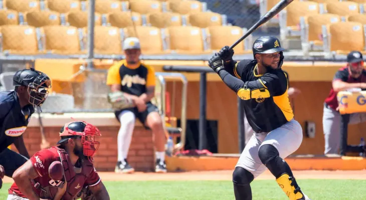 Águilas se imponen con facilidad a Capitanes en primer partido de pretemporada
