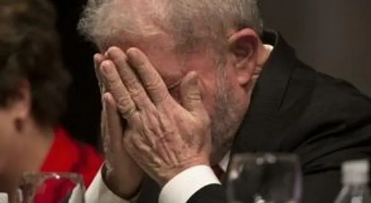 Tribunal niega petición de Lula para que se absuelva a su fallecida esposa