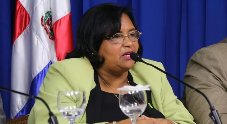 SeNaSa dice trabaja en seguro de salud para dominicanos en el extranjero
