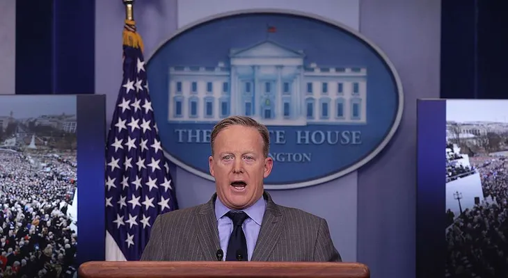 El secretario de Prensa de Trump apenas está comenzando