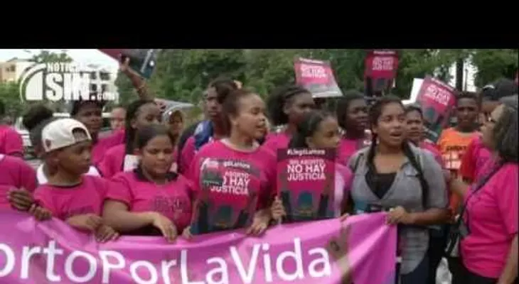 Legisladores dicen habría que modificar Constitución para ley sobre el aborto