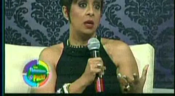 Zoila Luna le da clases a El Pacha en pleno programa