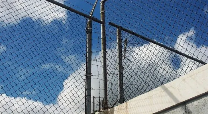 Arrestan a tres de 14 menores que se fugaron de cárcel en La Romana