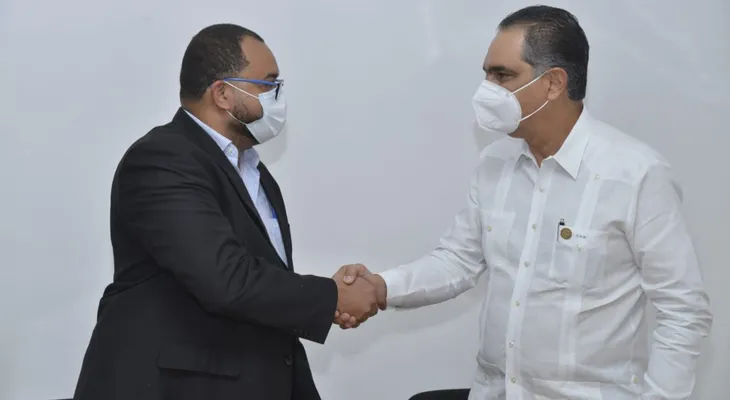 Senasa dona insumos médicos al Hospital Antonio Musa en San Pedro de Macorís