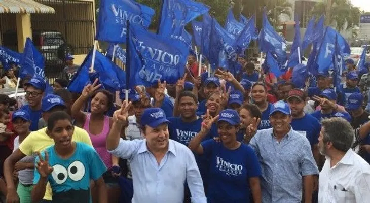 Castillo Semán realiza mano a mano en Los Praditos